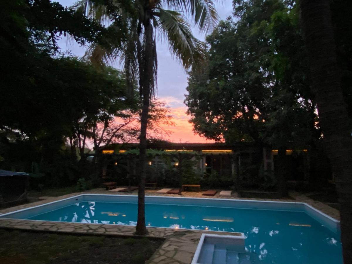 Hostal Casa Abierta เลออน ภายนอก รูปภาพ